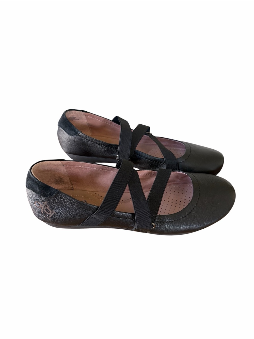 OTBT Black Cross-Strap Soft Leather Flats